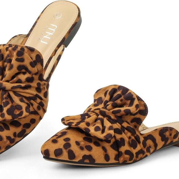 Women Mules: Pointed Toe Flats - Comfortable Slip on Work Loafers for Profession